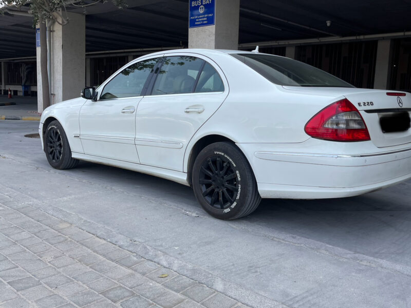 Mercedes Benz E220D