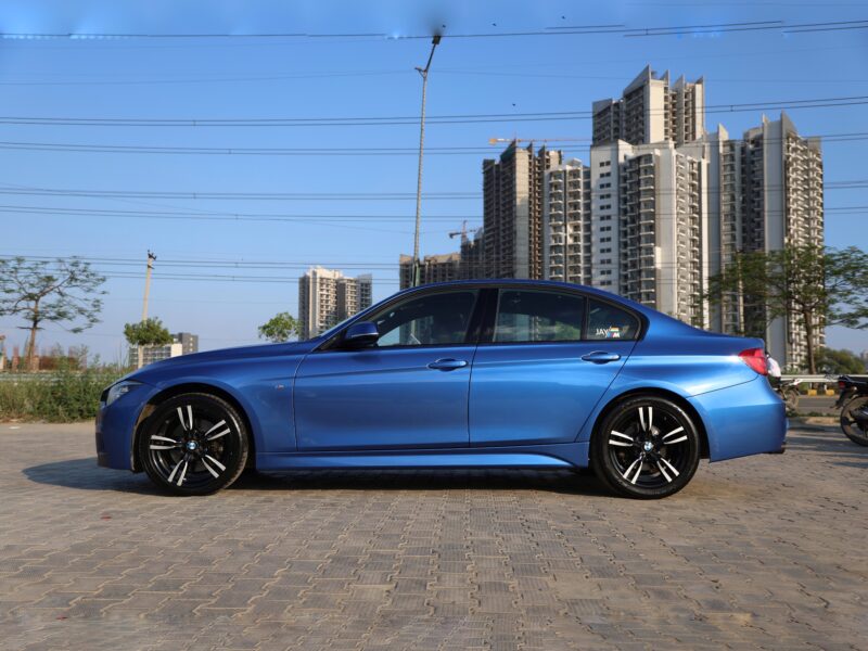 2019 BMW 330i M-Sport