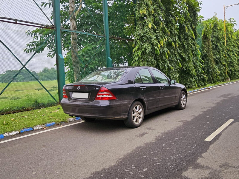 '06 Mercedes Benz C220d