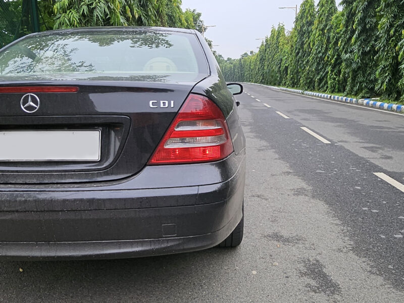 '06 Mercedes Benz C220d